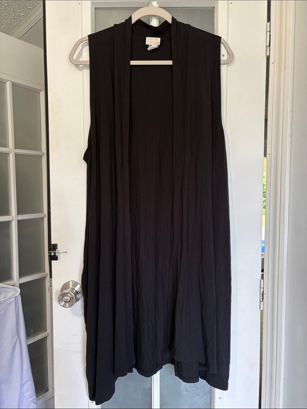 Zadie B’s Women’s Sleeveless Black Open-Front Midi Vest